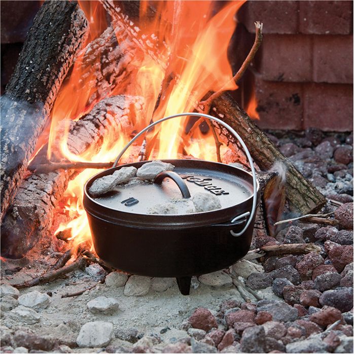 Cast Iron Deep Camp Dutch Oven
